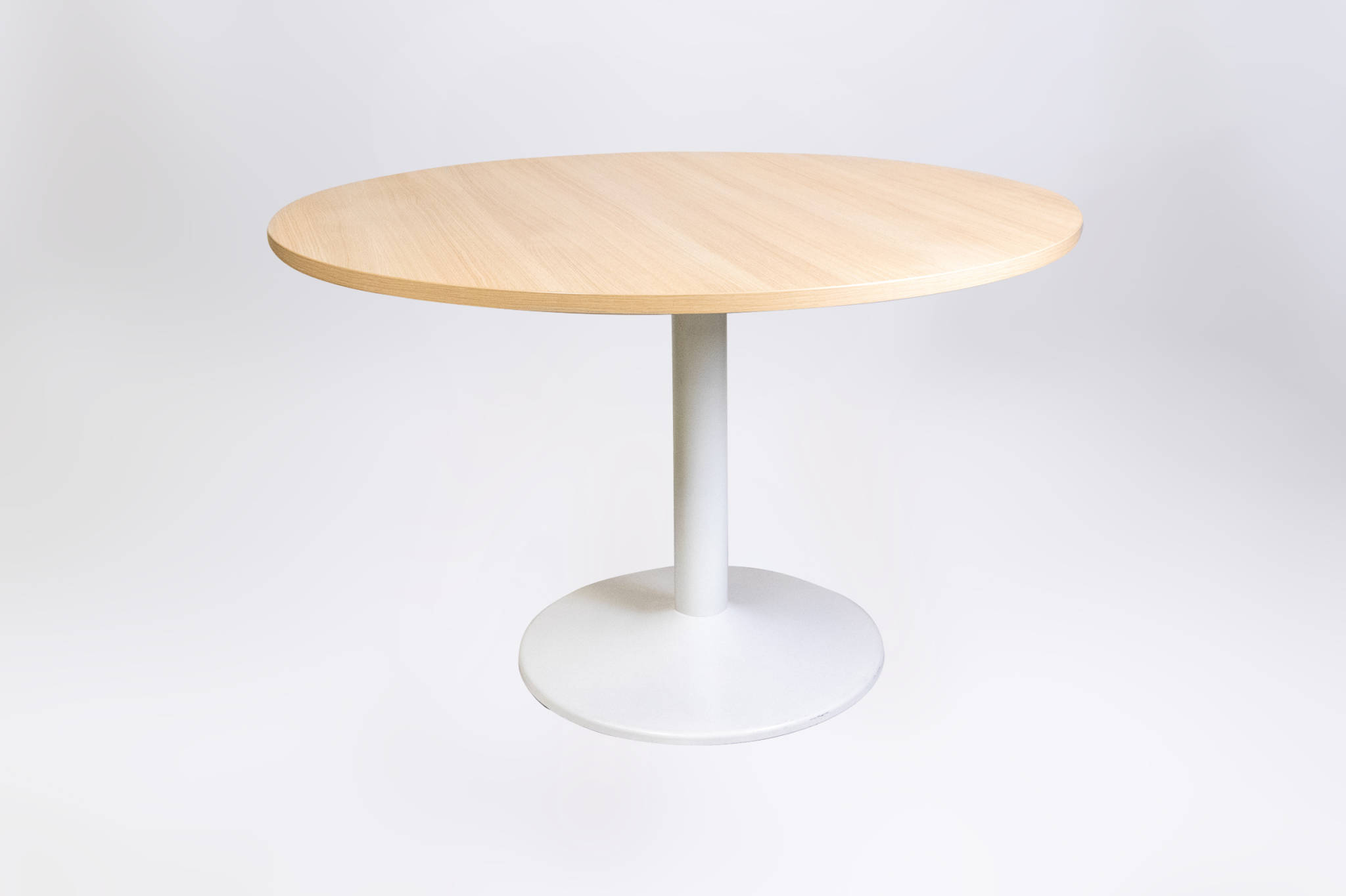 Vergadertafel Stavanger Ø140