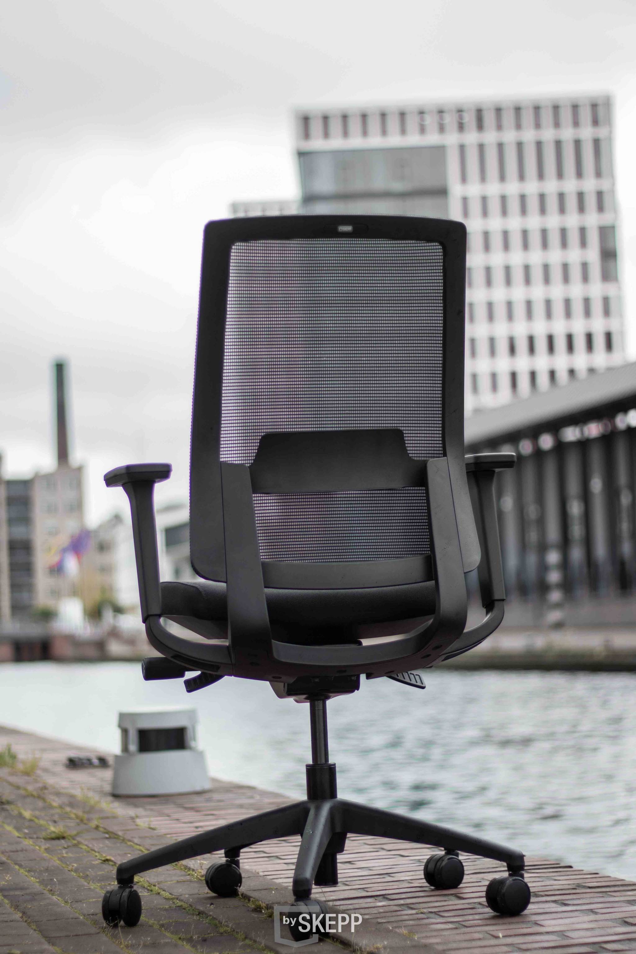Arbo office chair Lugano black mesh bySKEPP